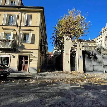 Tra I Tetti E Il Cielo Apartment